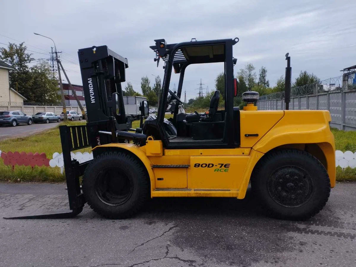 Вилочный погрузчик HYUNDAI 80D-7E ACE