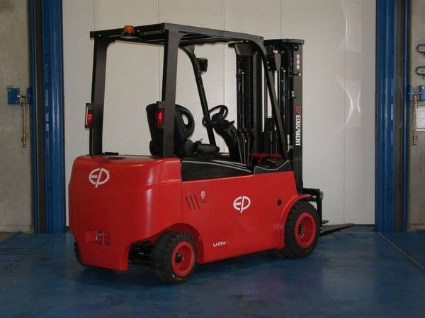 Электропогрузчик EP CPD30L1S